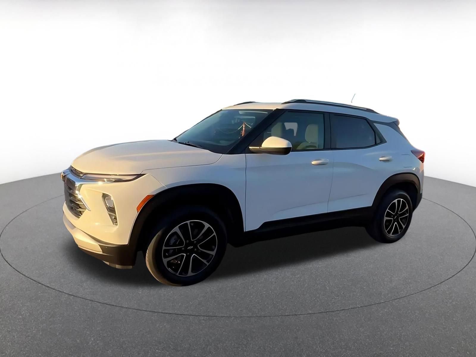 Thumbnail: 2025 Chevrolet TrailBlazer - 8