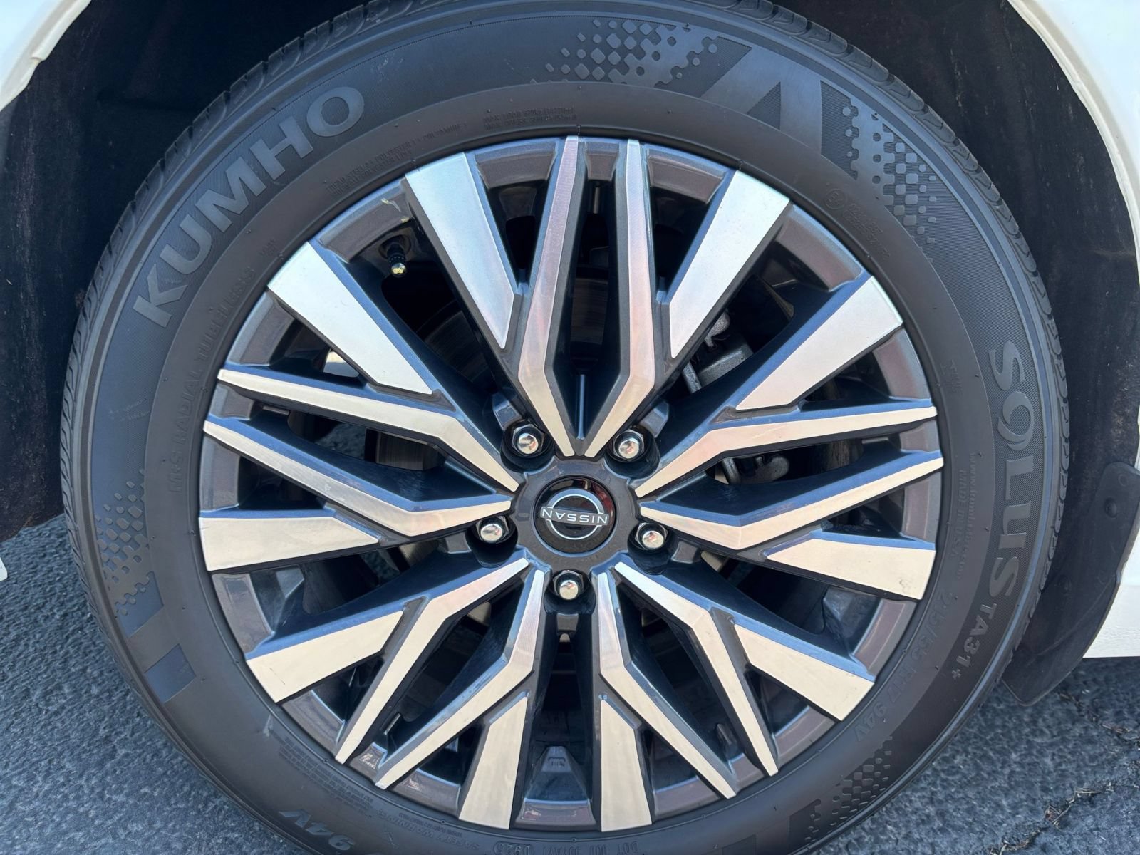 Thumbnail: 2025 Nissan Altima - 30