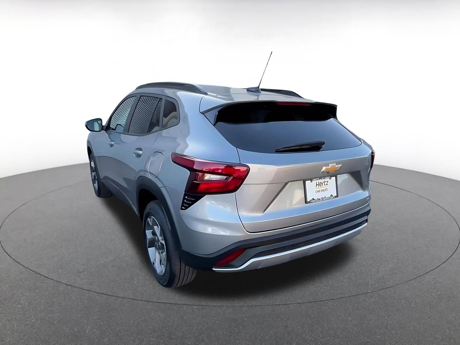 Thumbnail: 2025 Chevrolet Trax - 11