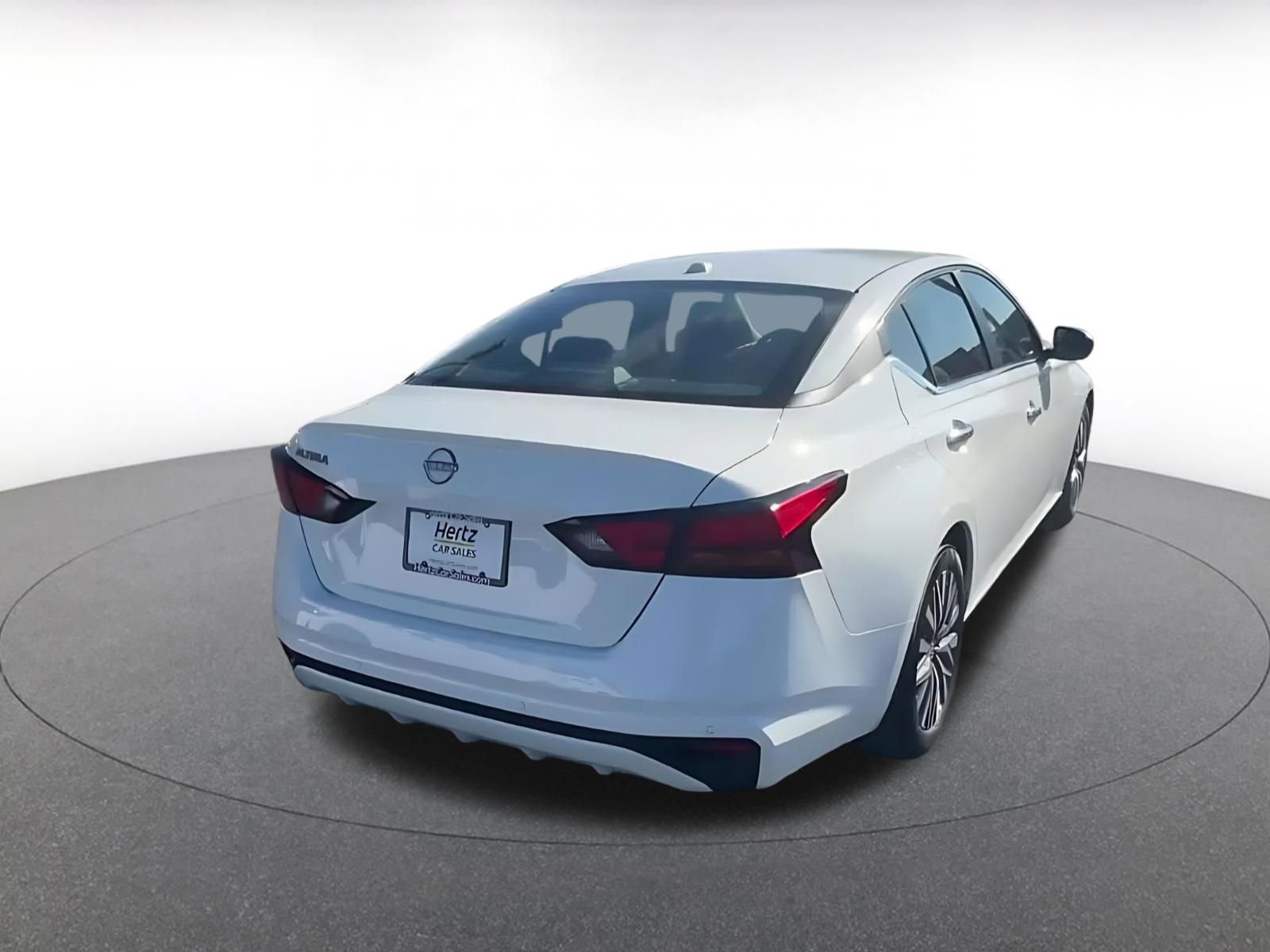 Thumbnail: 2025 Nissan Altima - 9