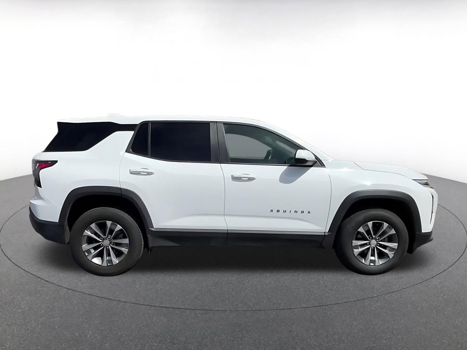 Thumbnail: 2025 Chevrolet Equinox - 16