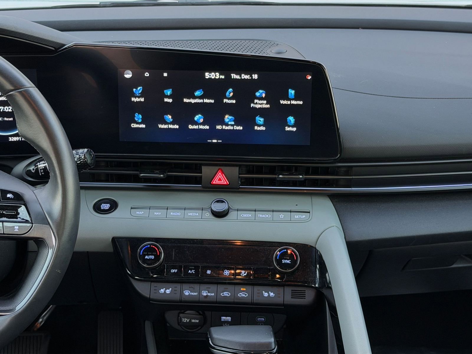 Thumbnail: 2025 Hyundai Elantra - 18