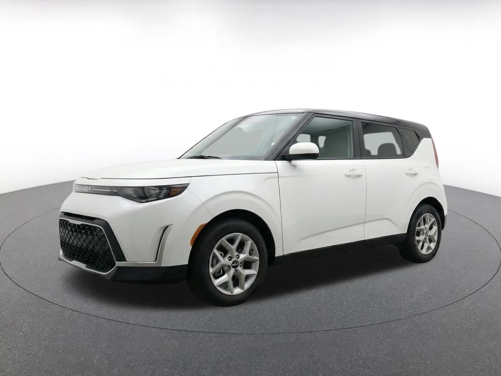 Thumbnail: 2025 Kia Soul - 3