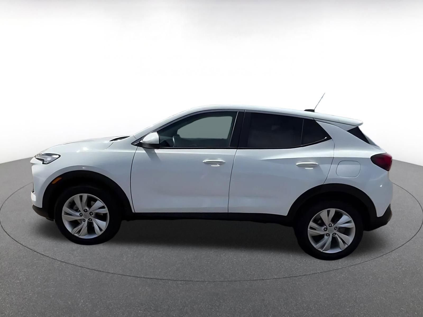 Thumbnail: 2025 Buick Encore GX - 9