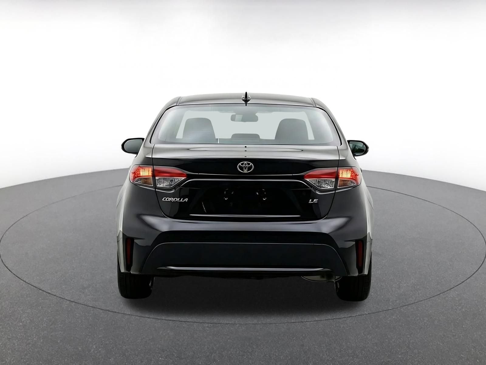 Thumbnail: 2025 Toyota Corolla - 8