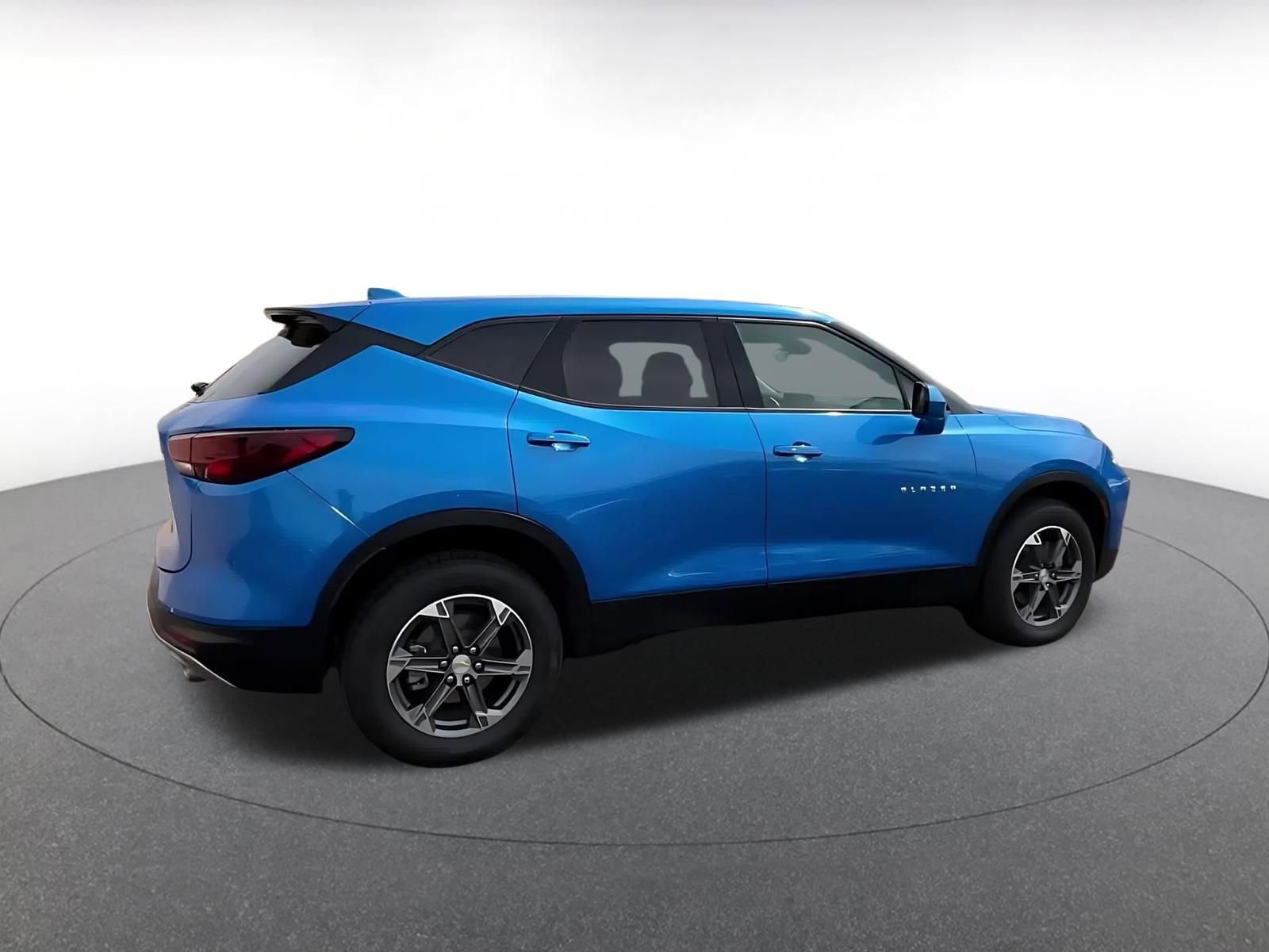 Thumbnail: 2025 Chevrolet Blazer - 15