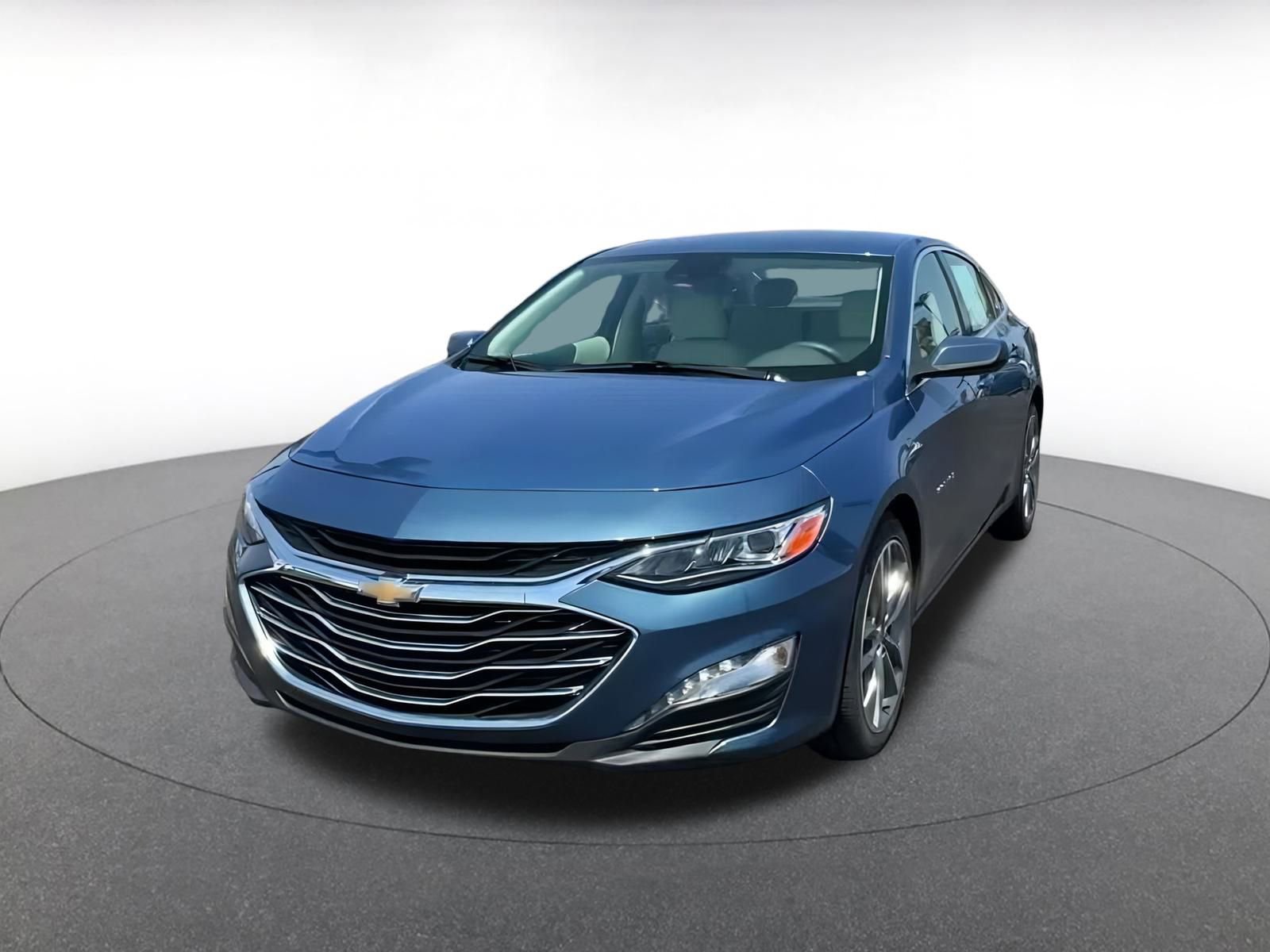 Thumbnail: 2024 Chevrolet Malibu - 7