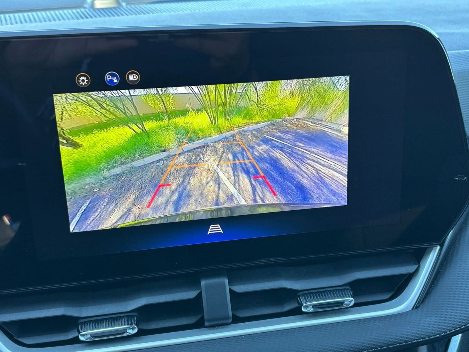 Thumbnail: 2025 Chevrolet Equinox - 17