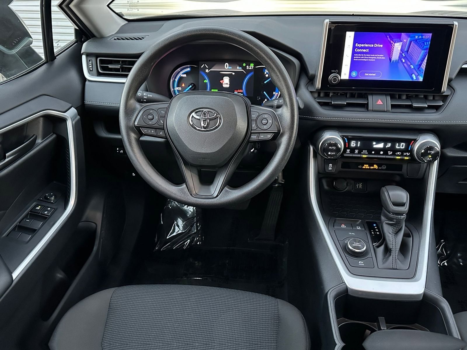 Thumbnail: 2025 Toyota RAV4 - 33