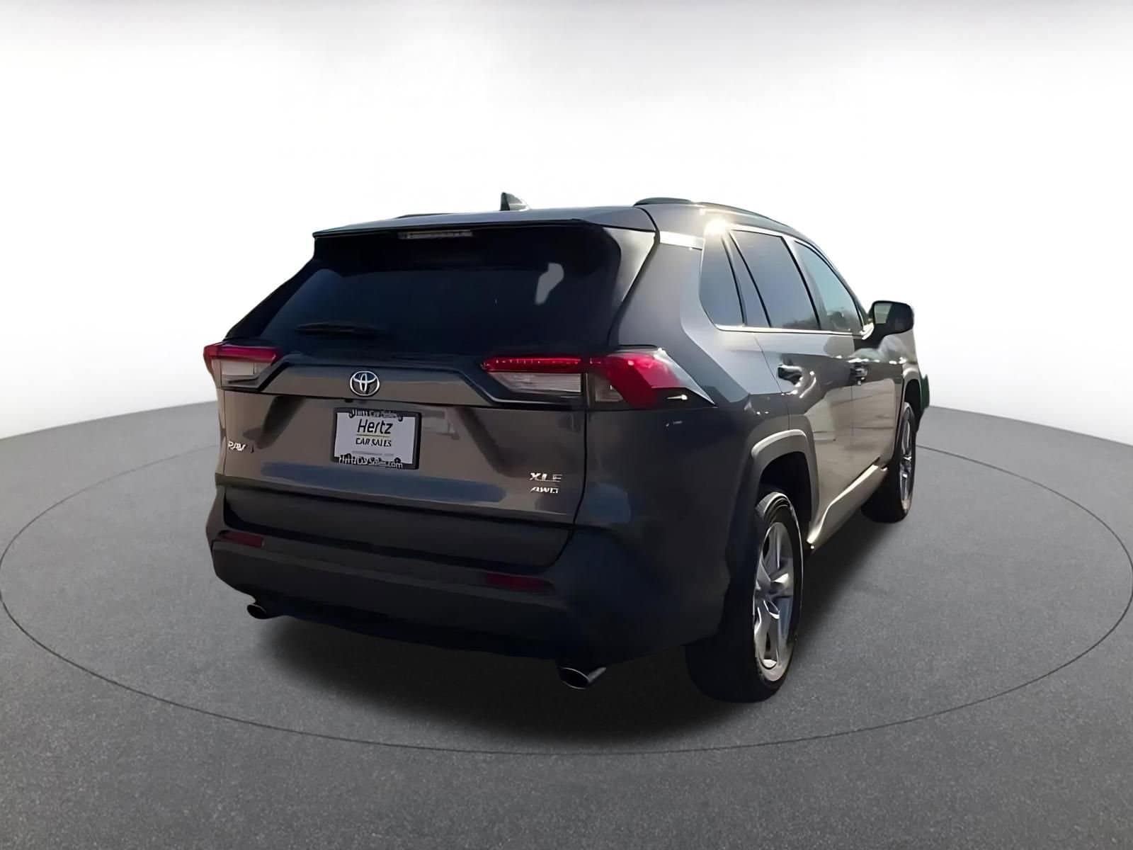 Thumbnail: 2025 Toyota RAV4 - 11