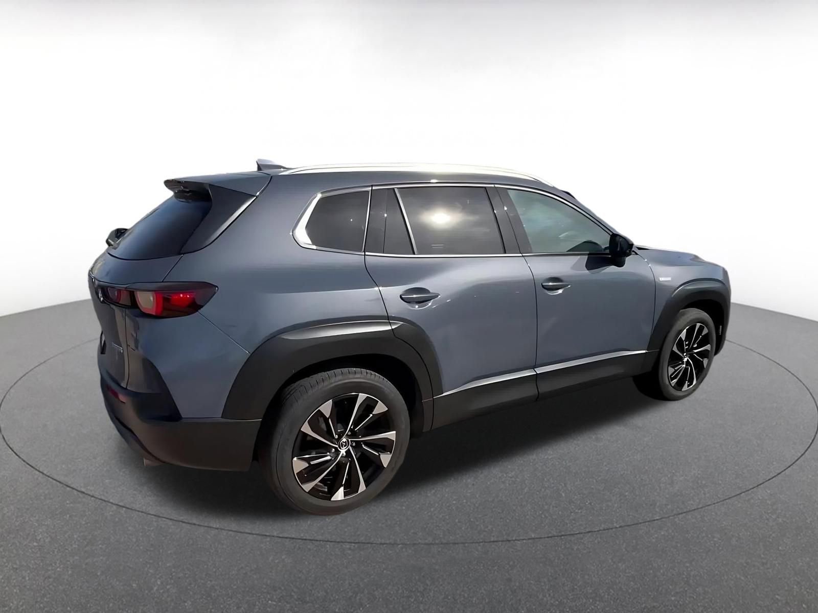 Thumbnail: 2025 Mazda CX-50 - 15