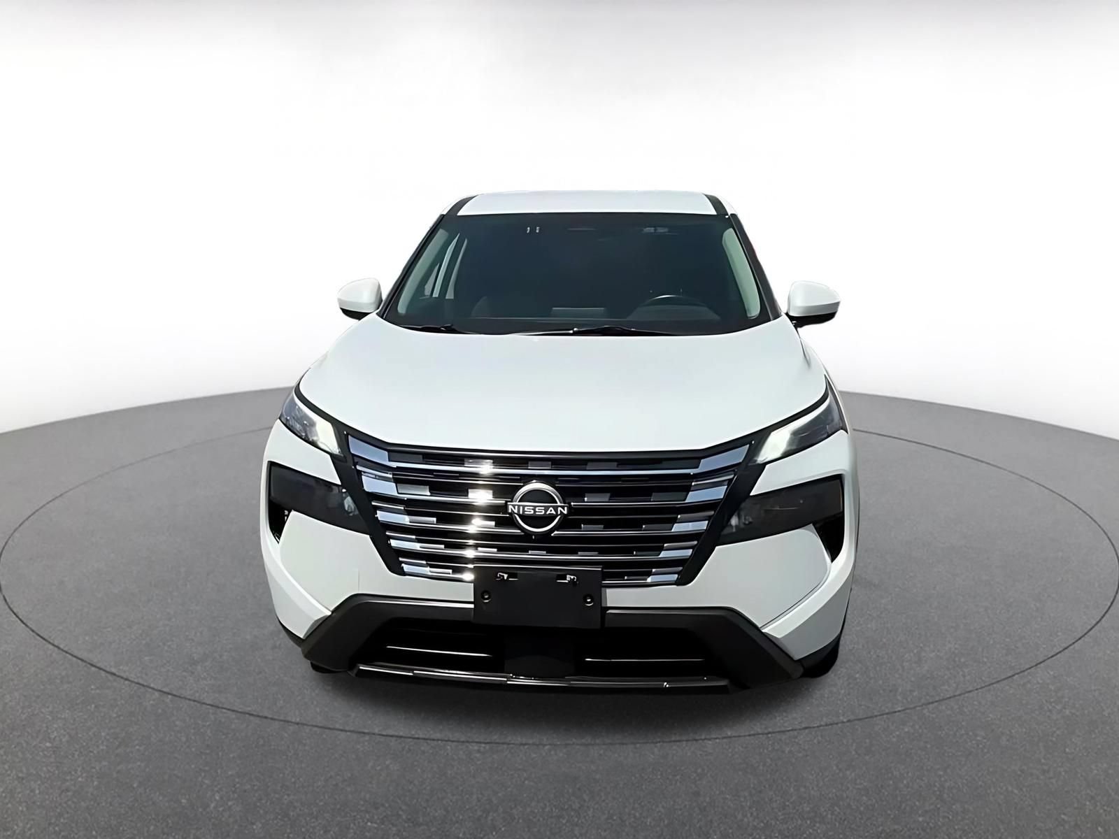 Thumbnail: 2025 Nissan Rogue - 4