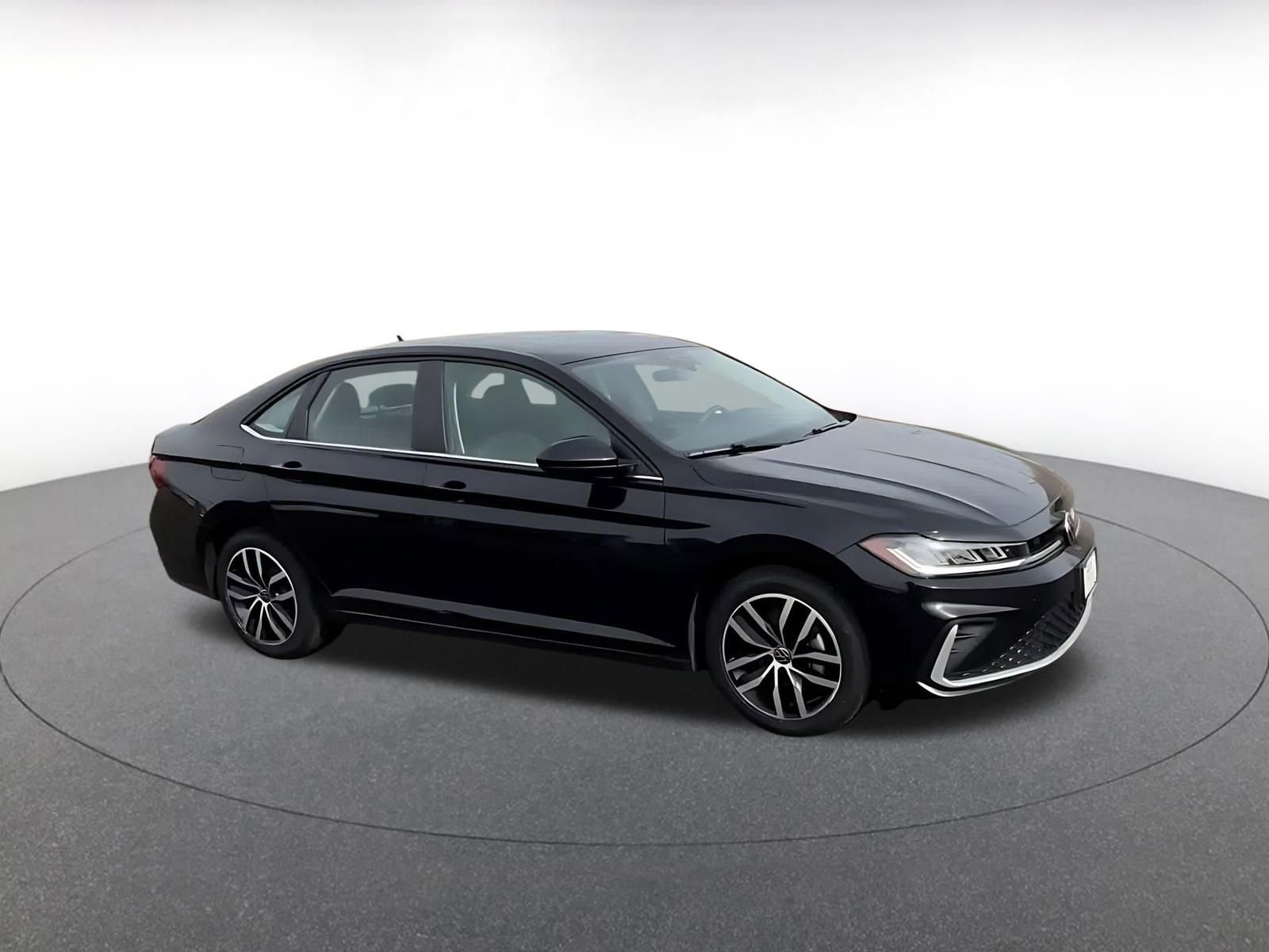 Thumbnail: 2025 Volkswagen Jetta - 2