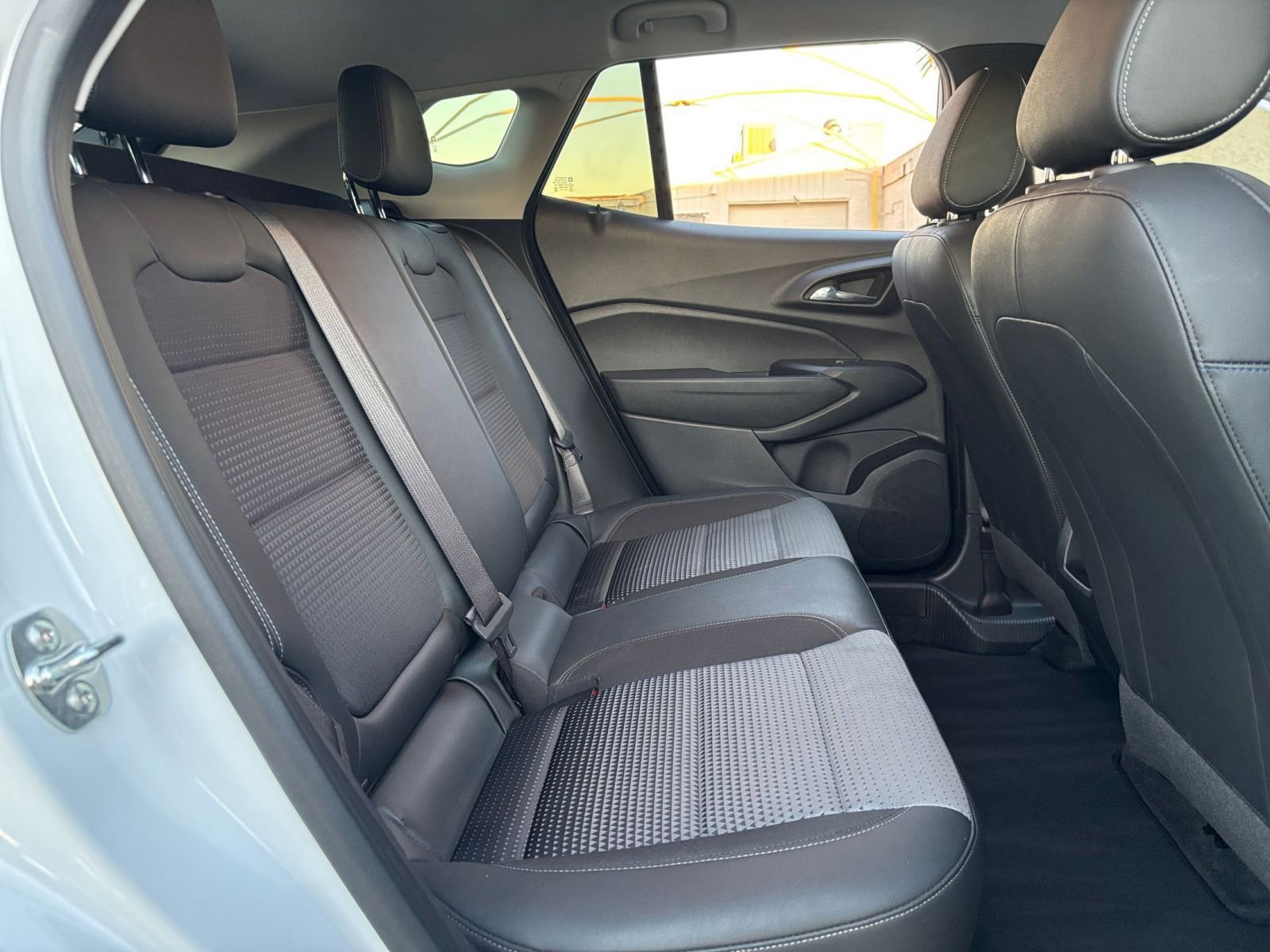 Thumbnail: 2025 Chevrolet Trax - 23