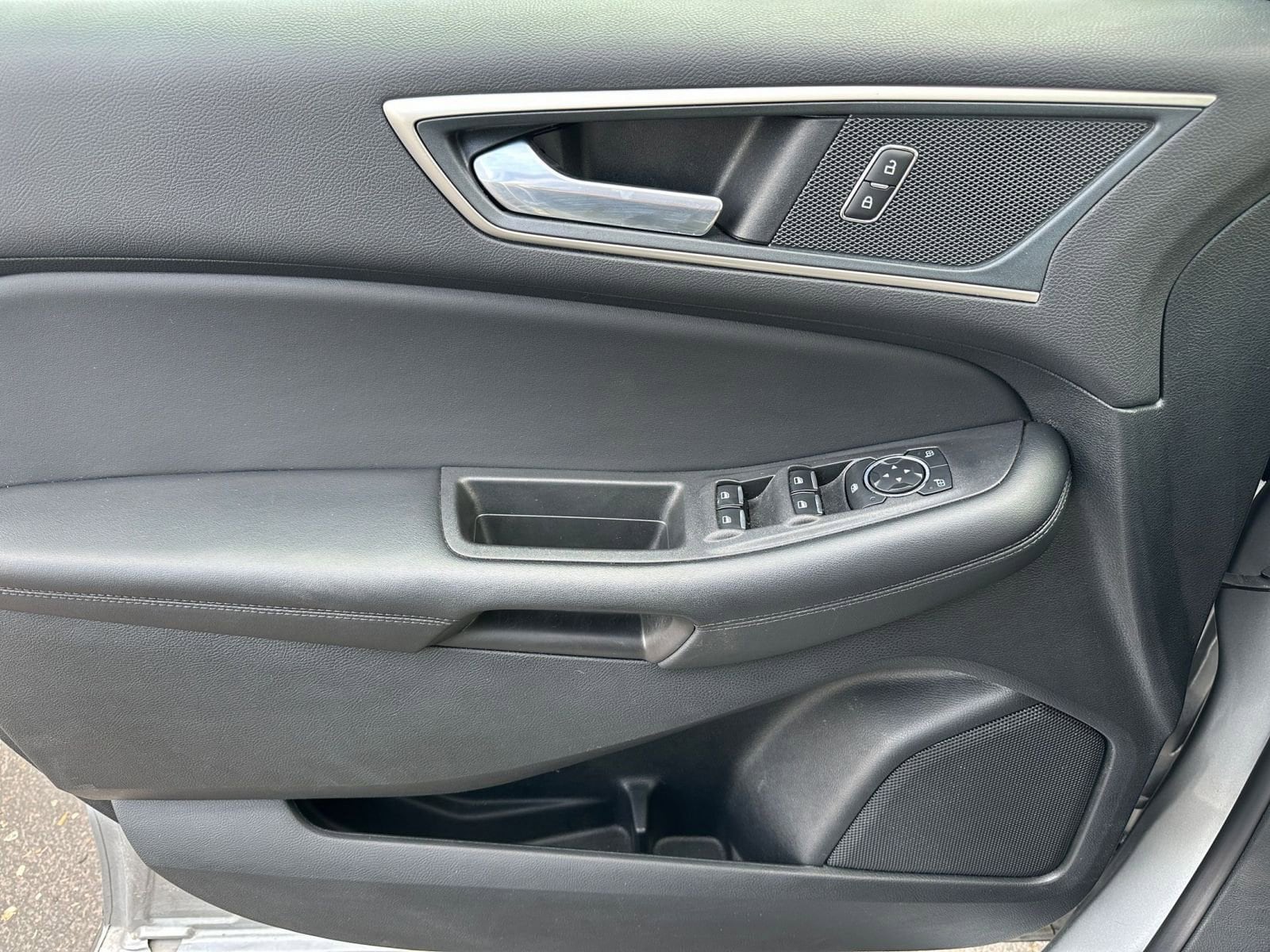 Thumbnail: 2024 Ford Edge - 20