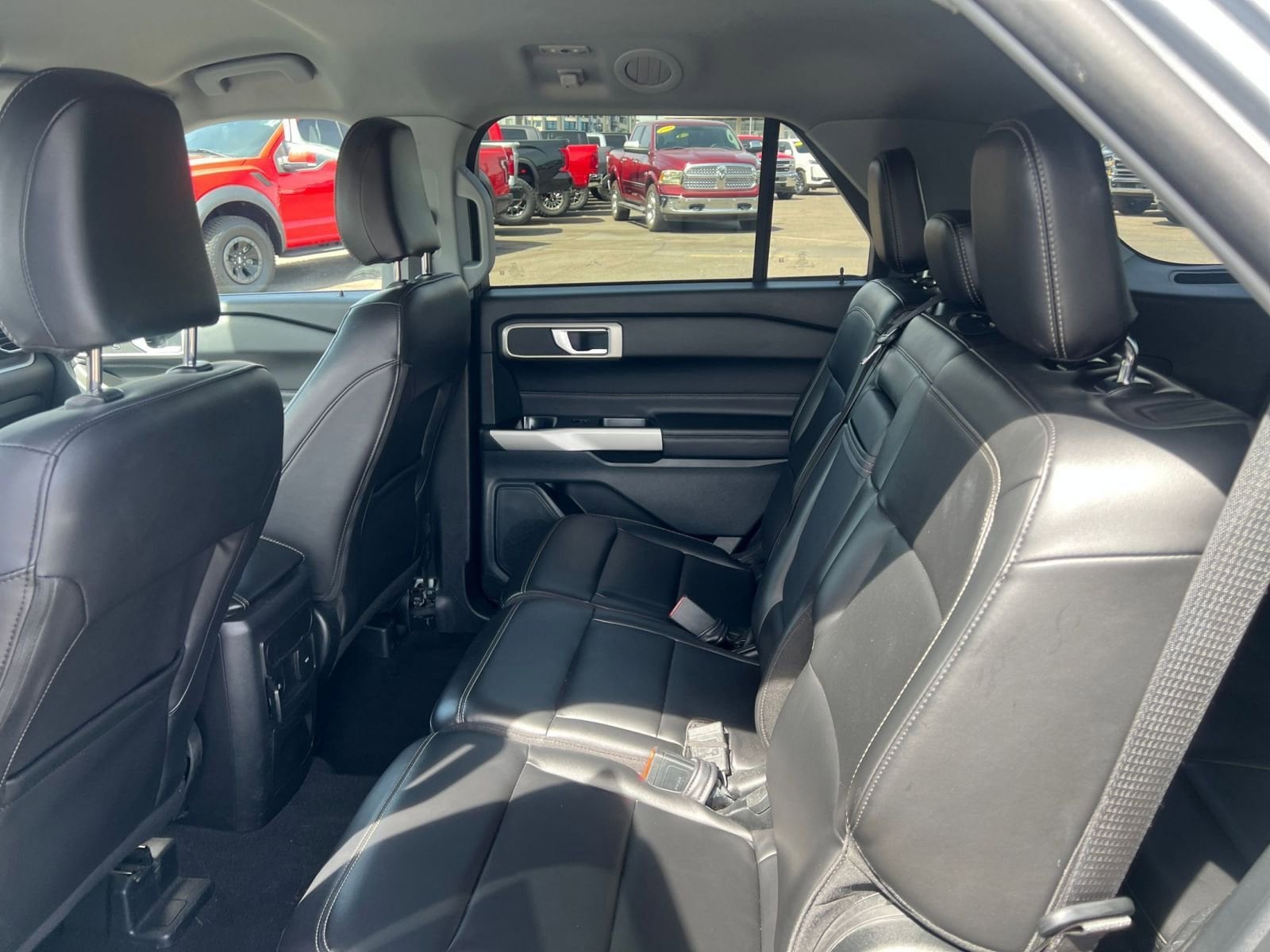 Thumbnail: 2023 Ford Explorer - 28