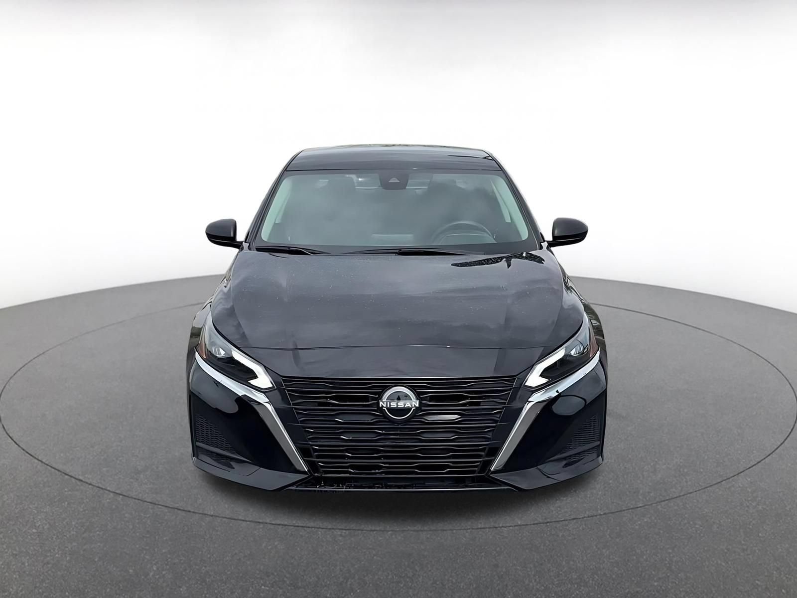 Thumbnail: 2025 Nissan Altima - 4