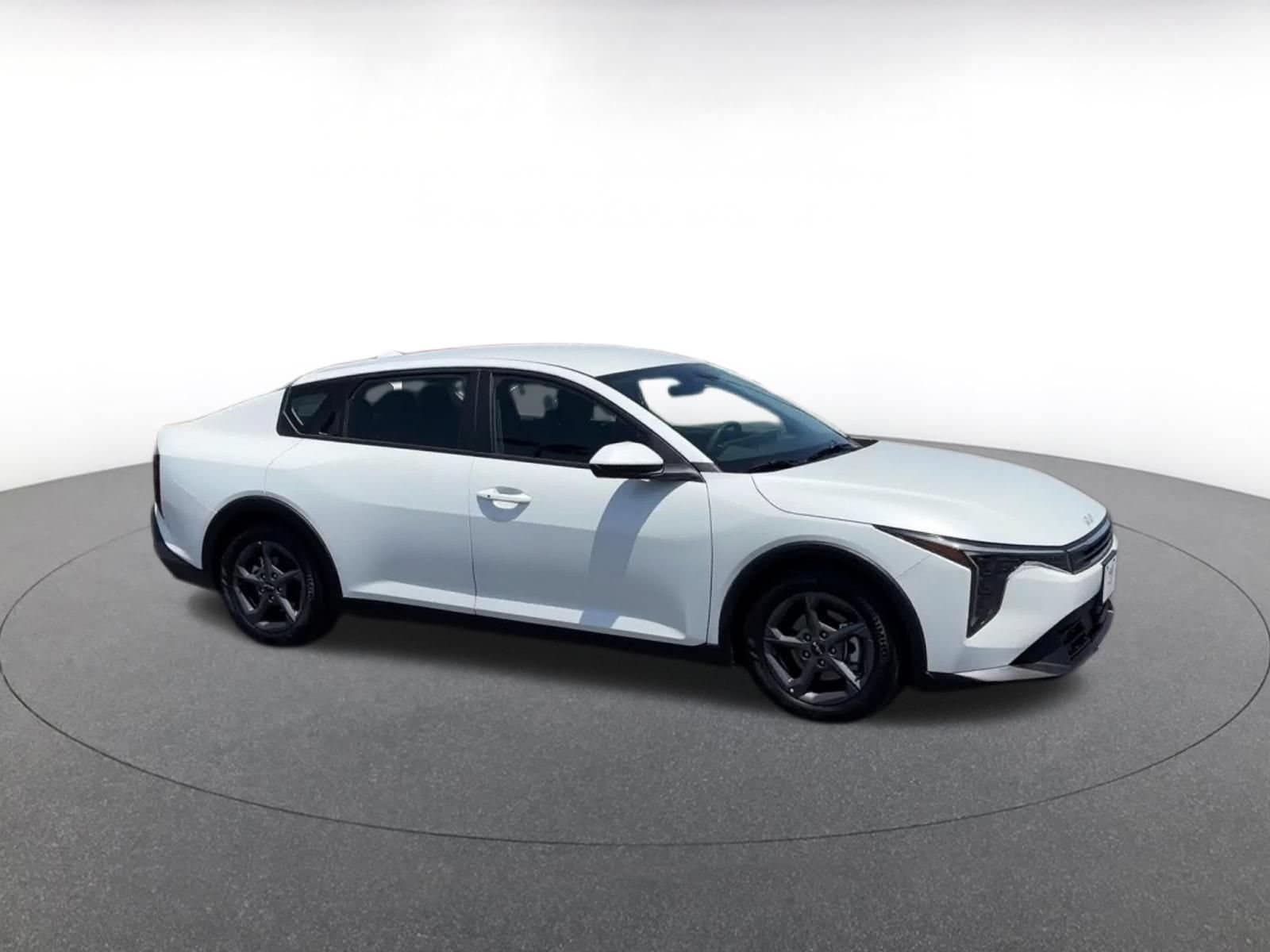 Thumbnail: 2026 Kia K4 - 2