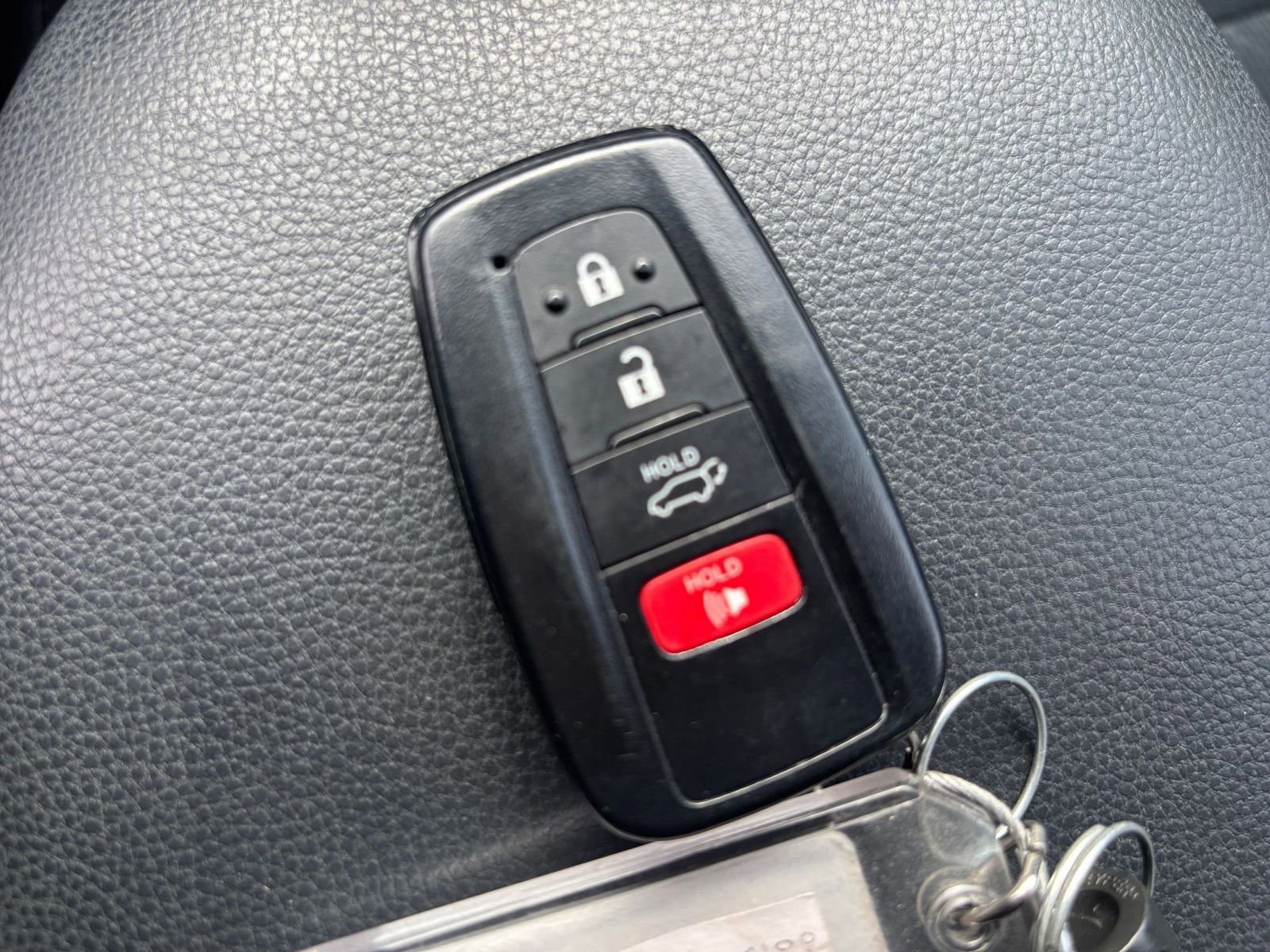 Thumbnail: 2025 Toyota RAV4 - 22