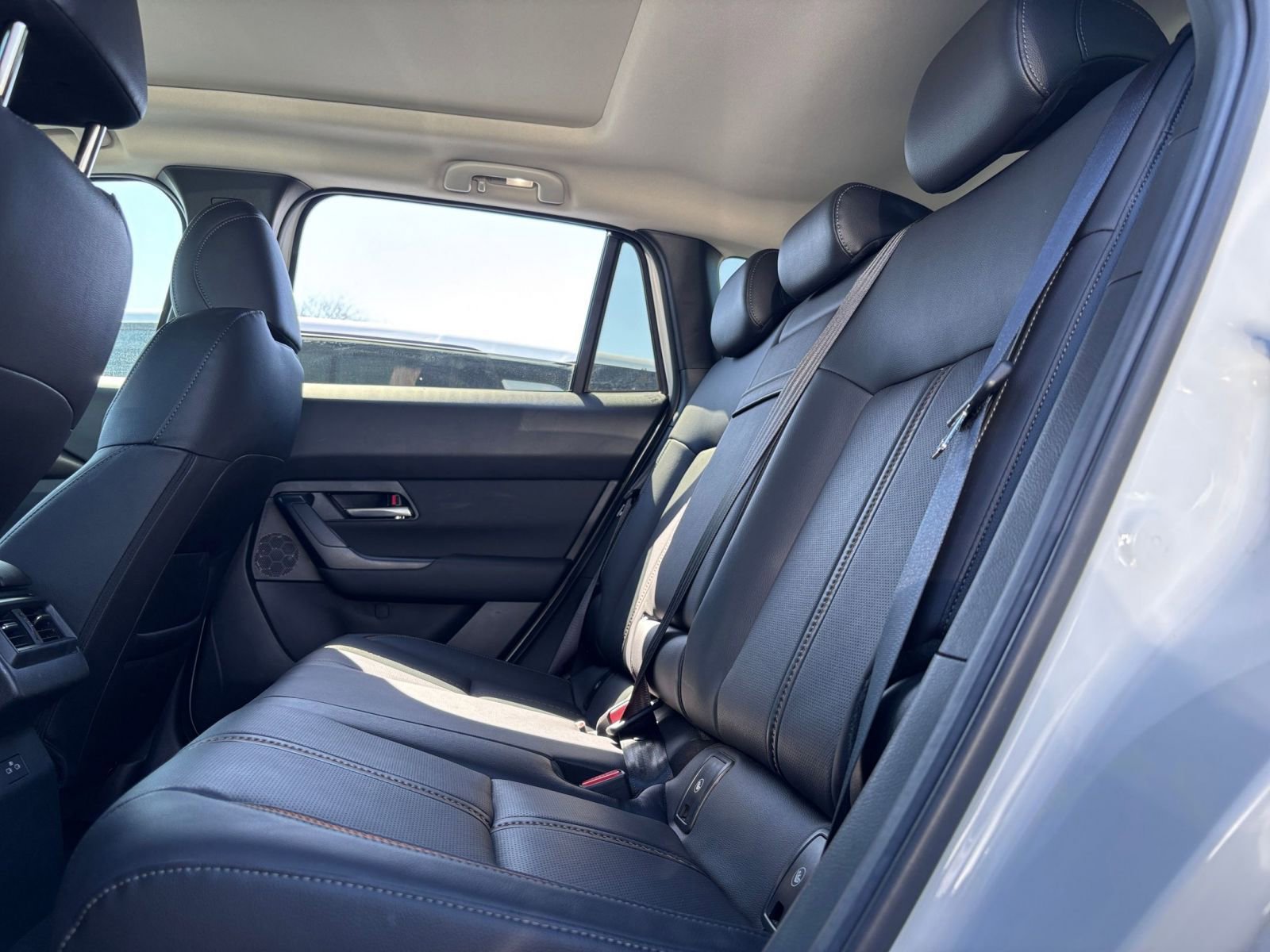 Thumbnail: 2025 Mazda CX-50 - 27