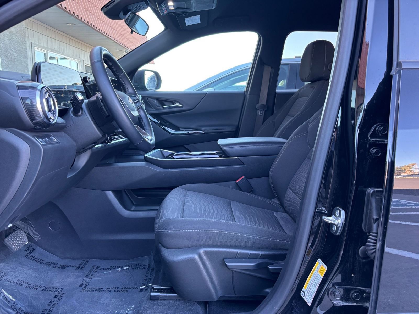 Thumbnail: 2025 Chevrolet Equinox - 25