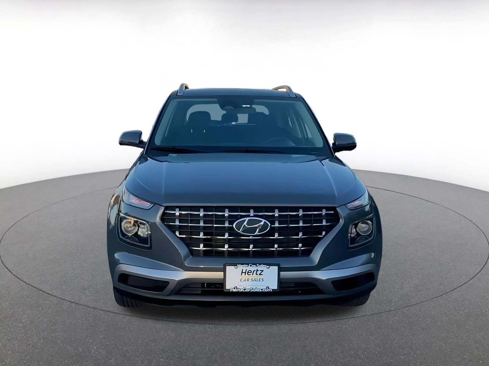 Thumbnail: 2025 Hyundai Venue - 4