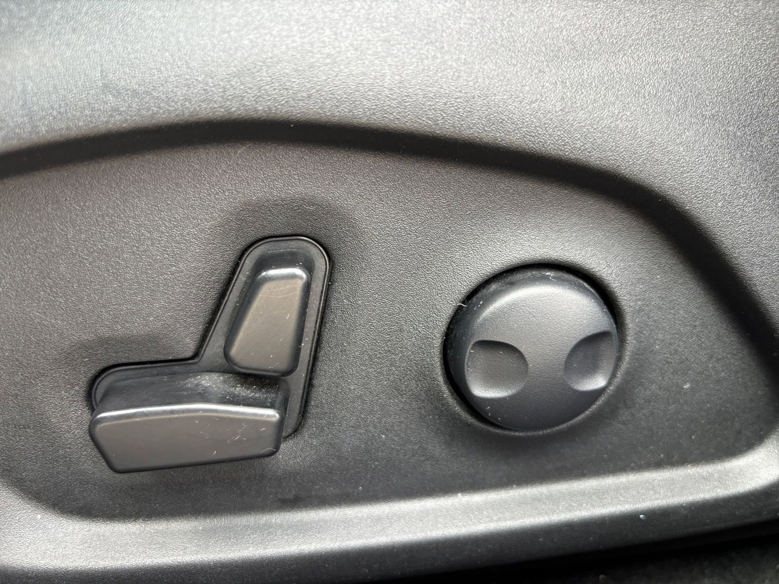 Thumbnail: 2025 Jeep Compass - 22