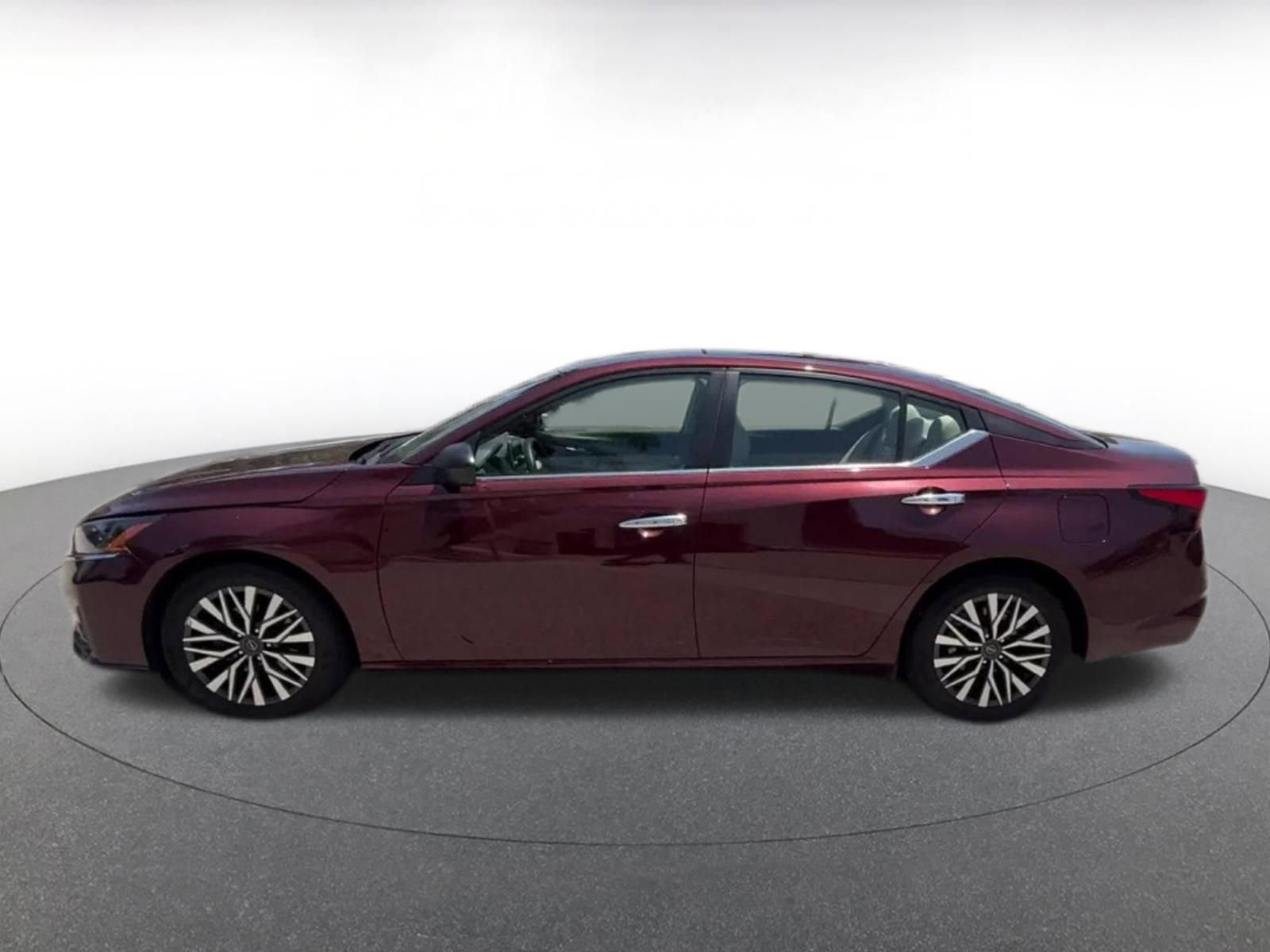 Thumbnail: 2025 Nissan Altima - 8