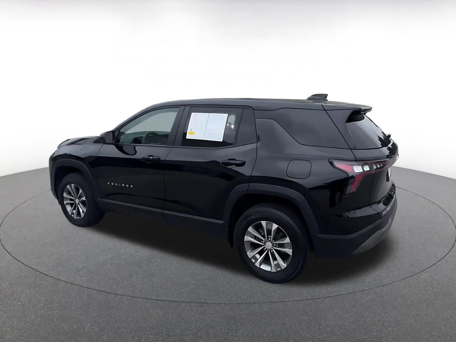 Thumbnail: 2025 Chevrolet Equinox - 10
