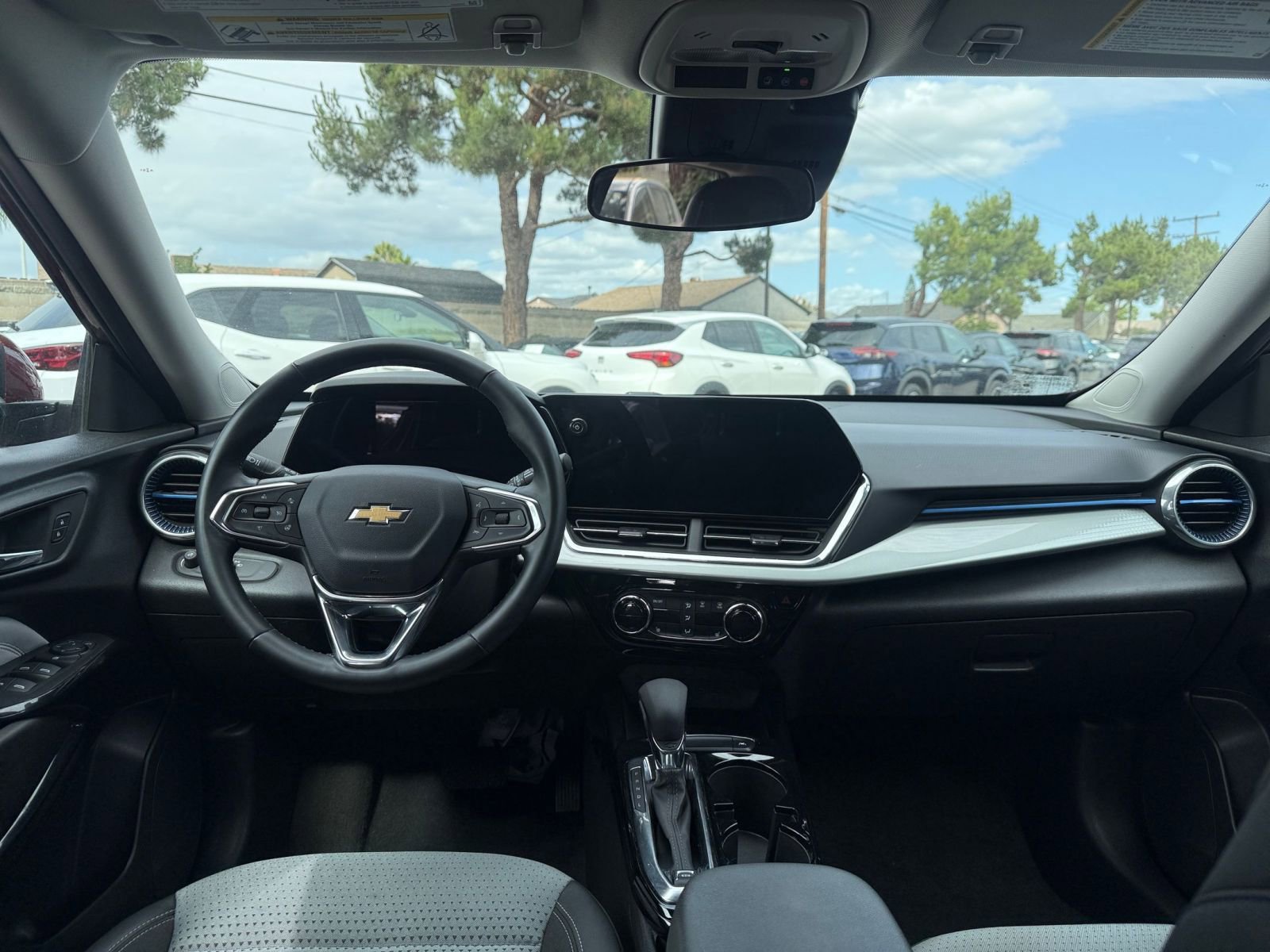 Thumbnail: 2025 Chevrolet Trax - 30