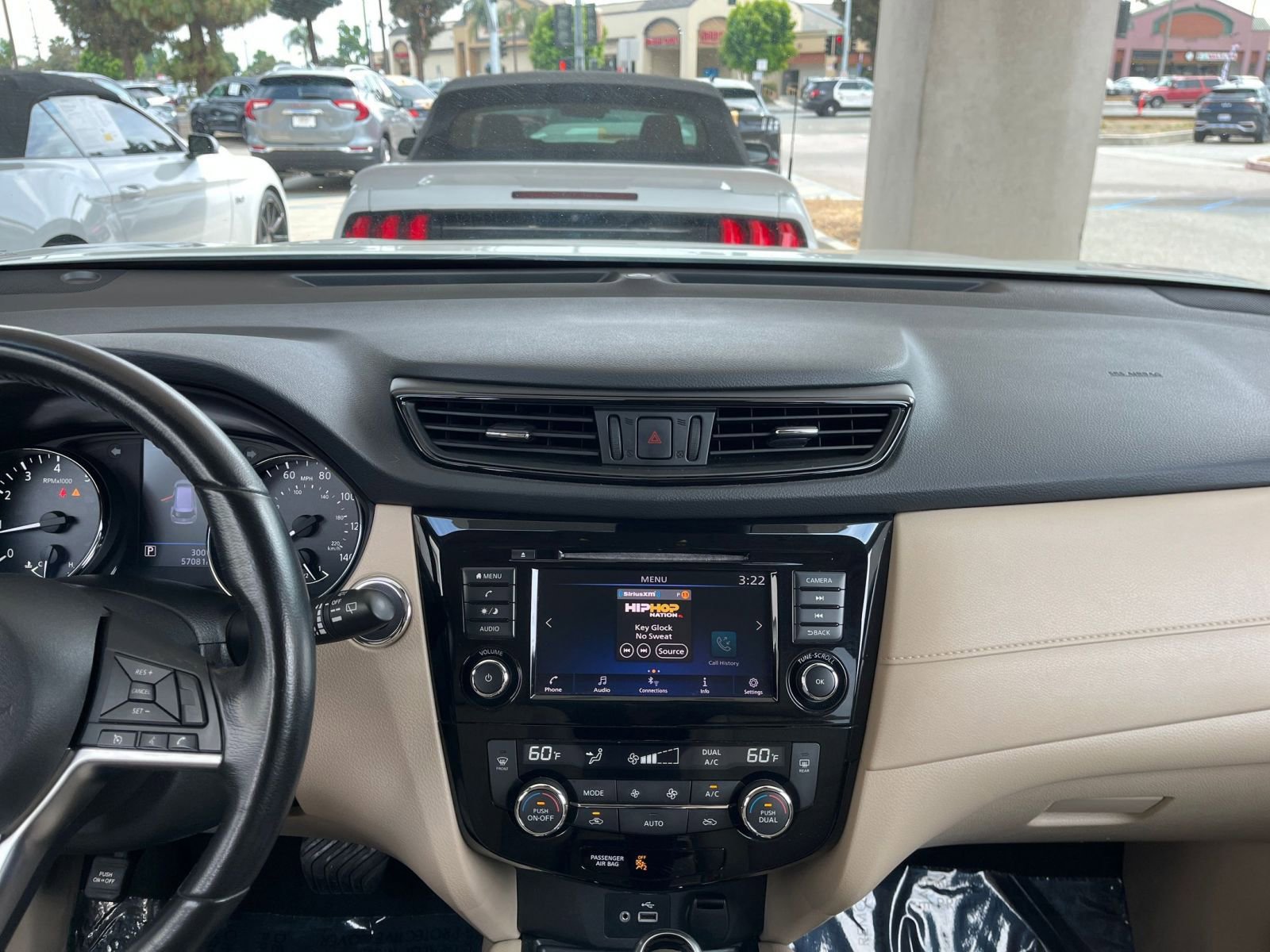 2020 Nissan Rogue SV 18