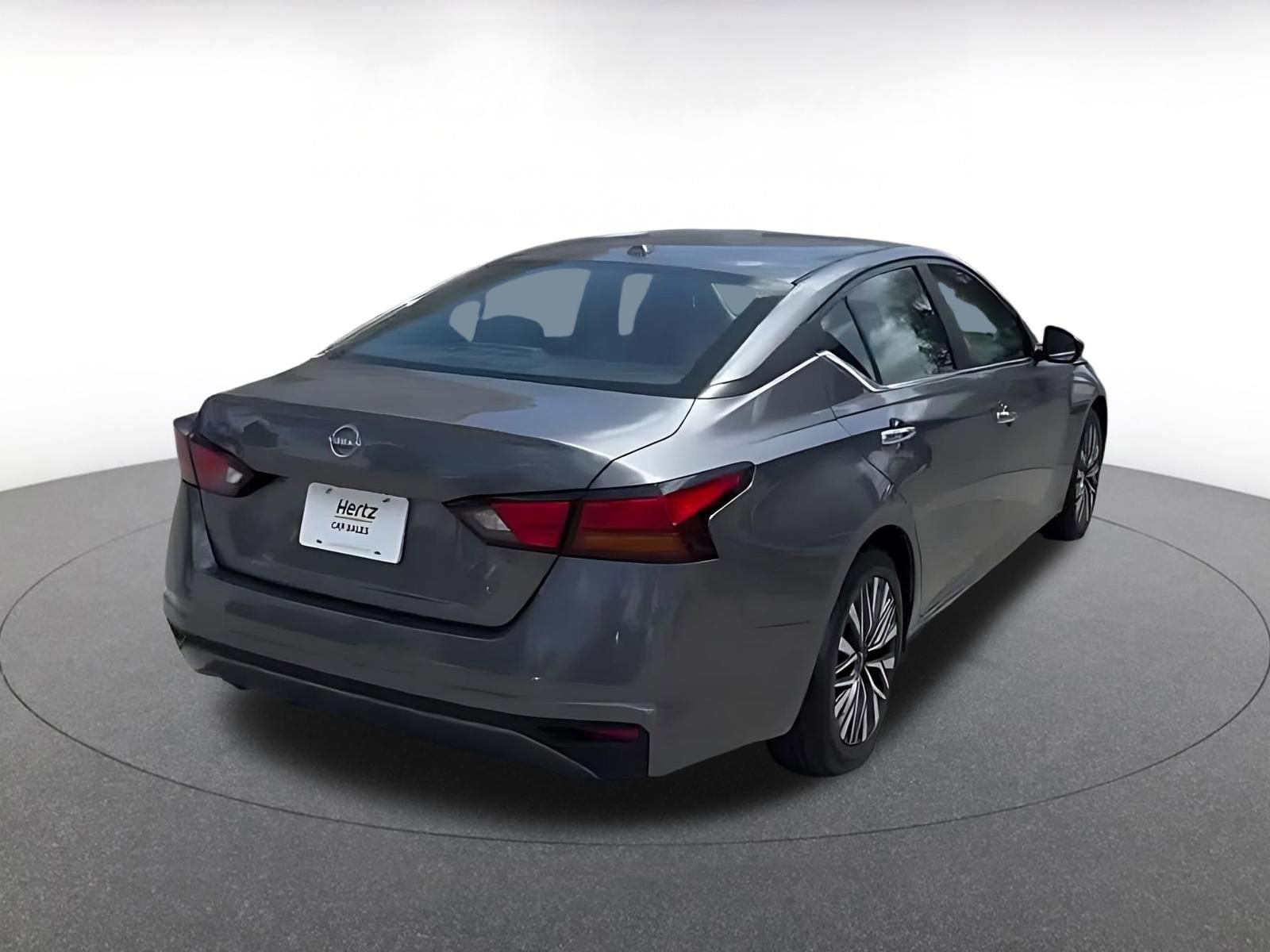 Thumbnail: 2025 Nissan Altima - 14