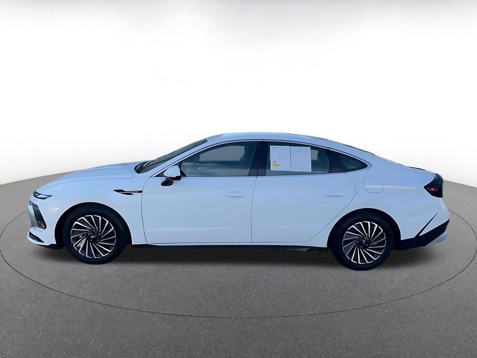 Thumbnail: 2025 Hyundai Sonata - 9