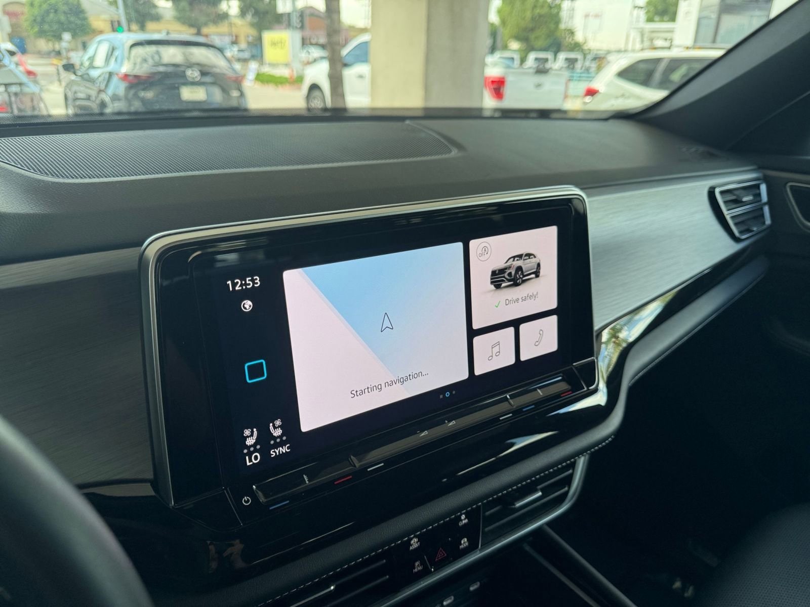 Thumbnail: 2025 Volkswagen Atlas - 18