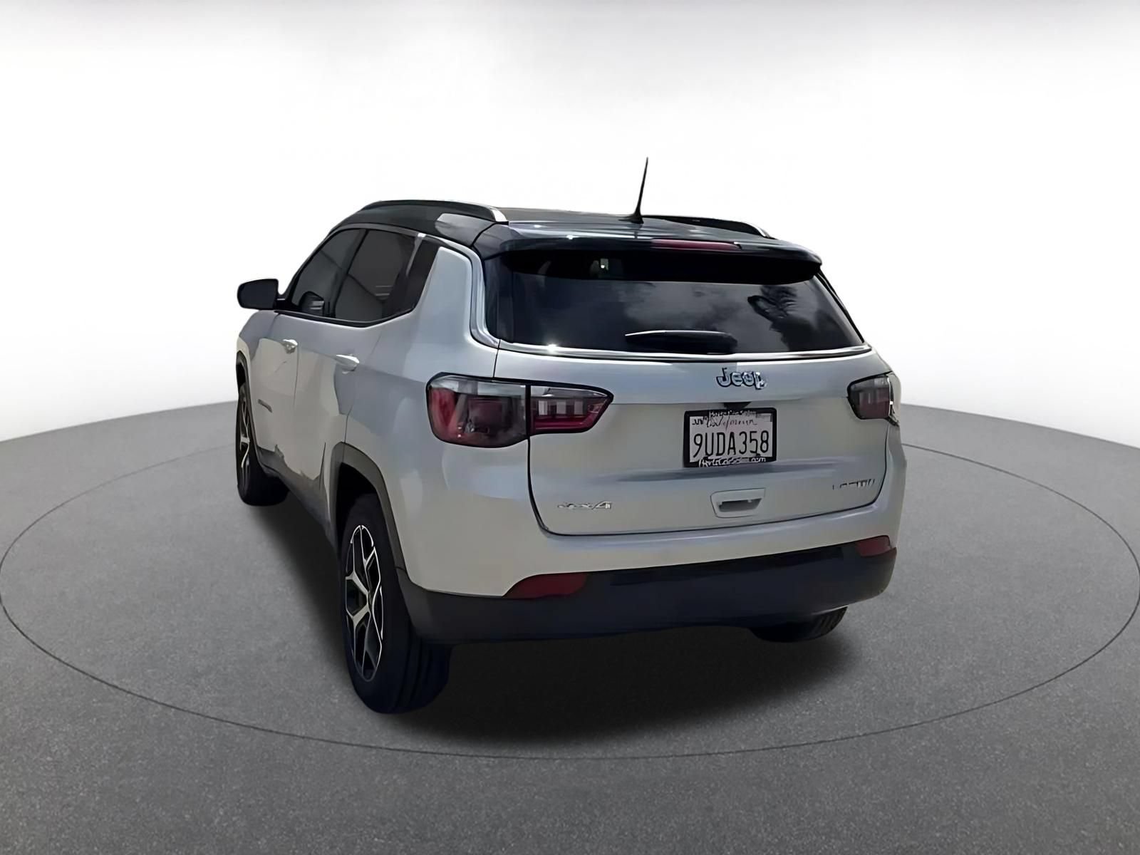 Thumbnail: 2025 Jeep Compass - 10