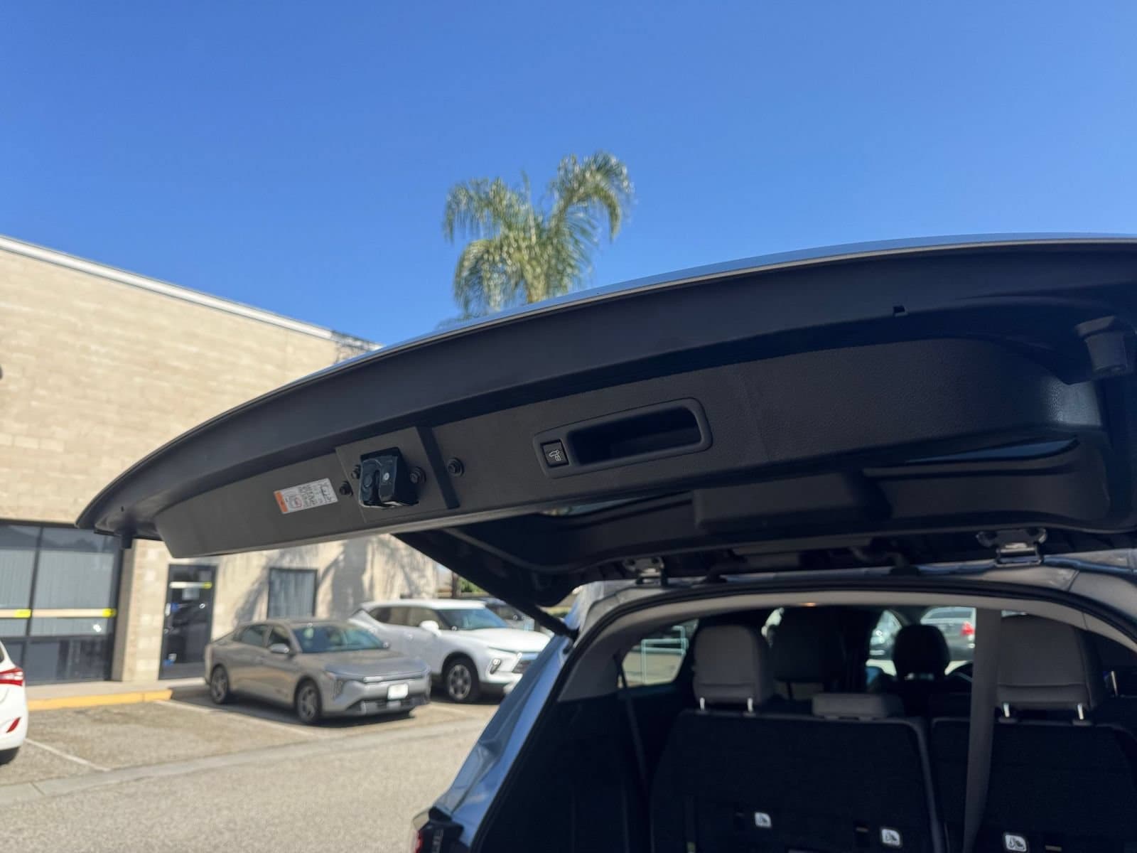 Thumbnail: 2025 Toyota Sienna - 24