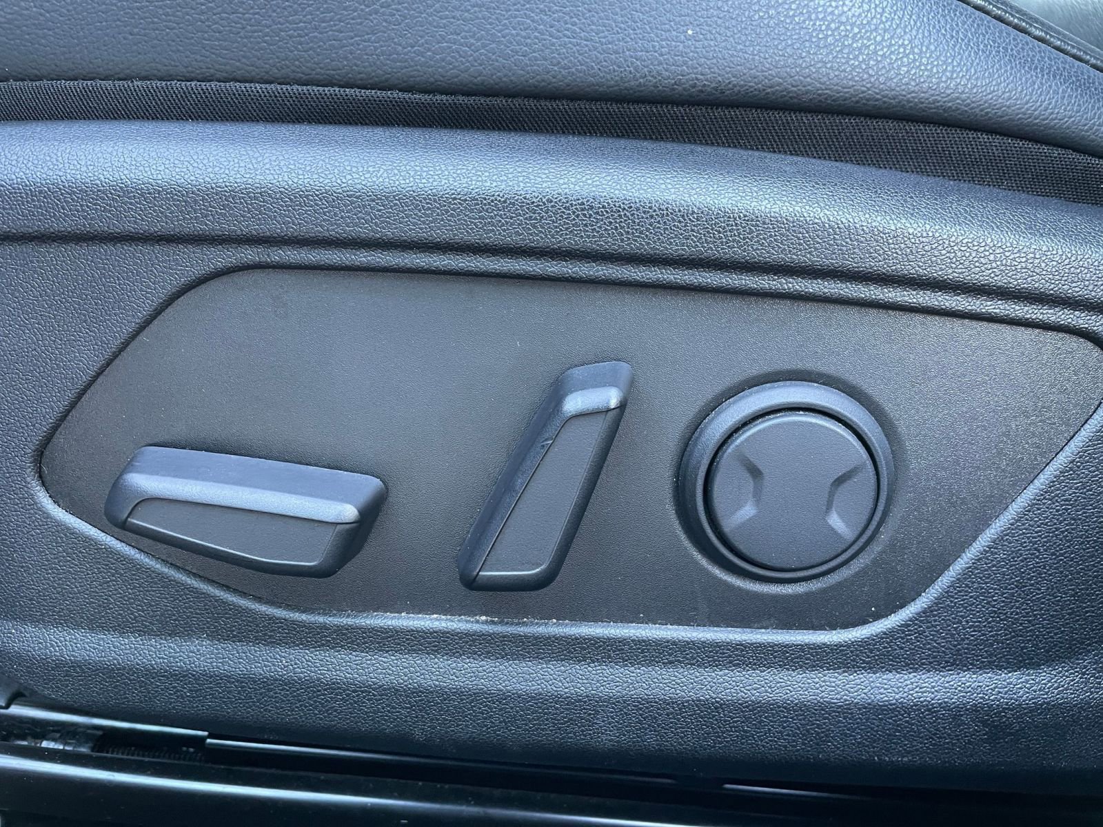 Thumbnail: 2025 Hyundai Elantra - 23