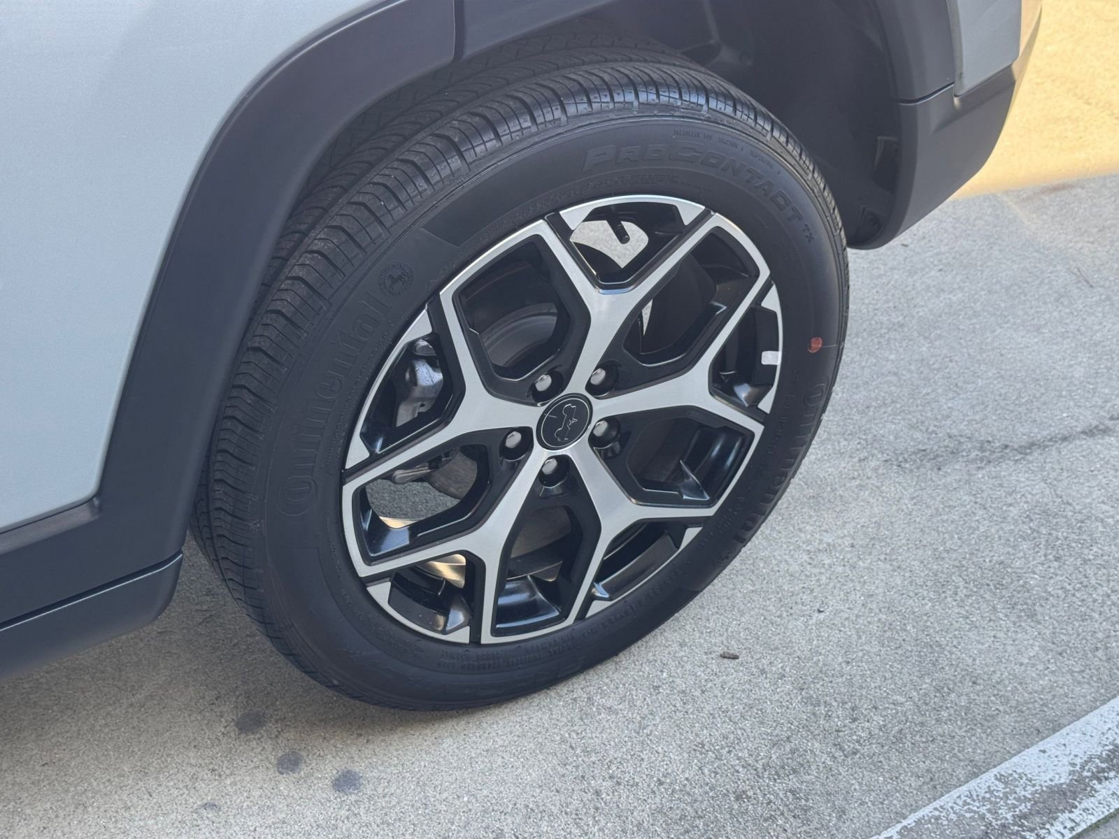 Thumbnail: 2025 Jeep Compass - 31