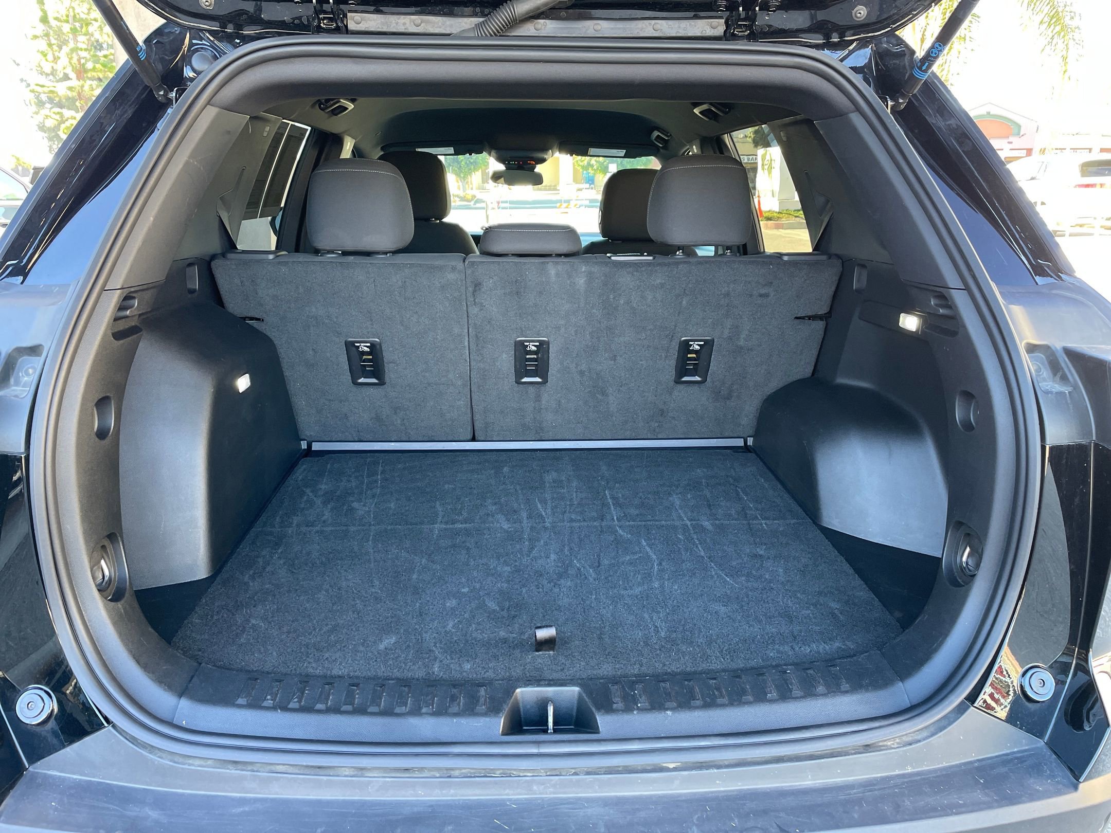 Thumbnail: 2025 Chevrolet Equinox - 31