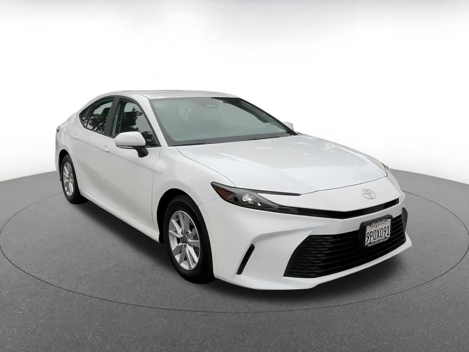 Thumbnail: 2025 Toyota Camry - 3