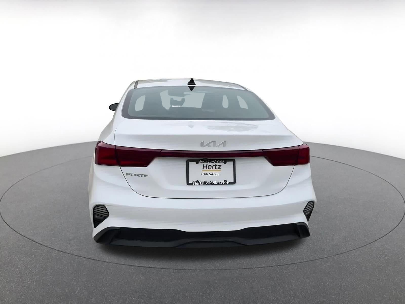 2024 Kia Forte LXS 12