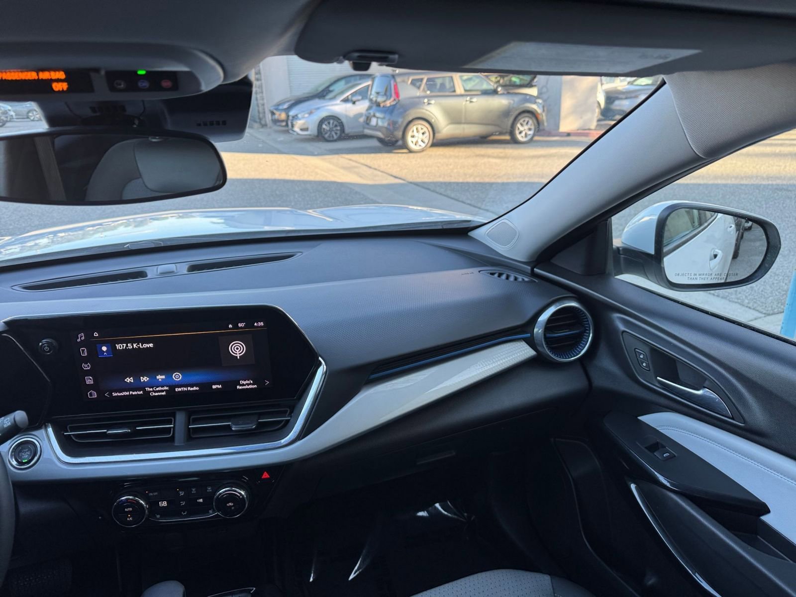 Thumbnail: 2025 Chevrolet Trax - 35