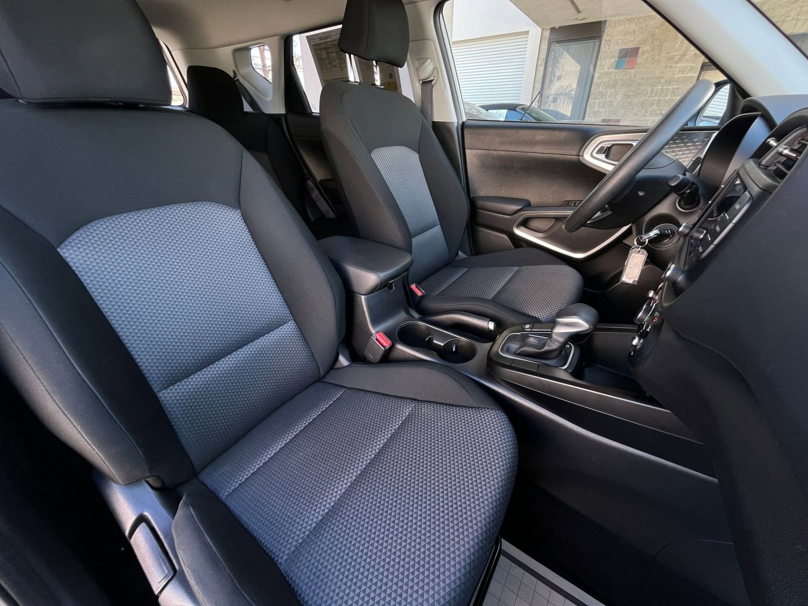 2024 Kia Soul LX 35