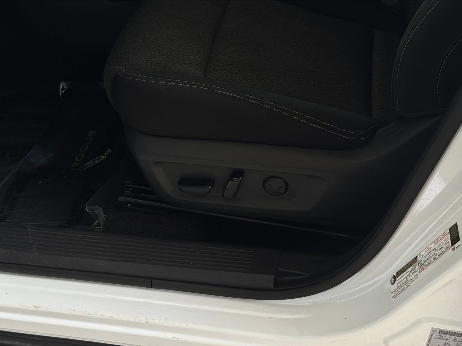 Thumbnail: 2024 Nissan Rogue - 22