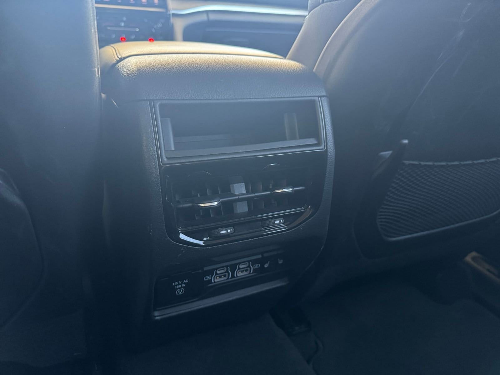 Thumbnail: 2024 Jeep Grand Cherokee - 24