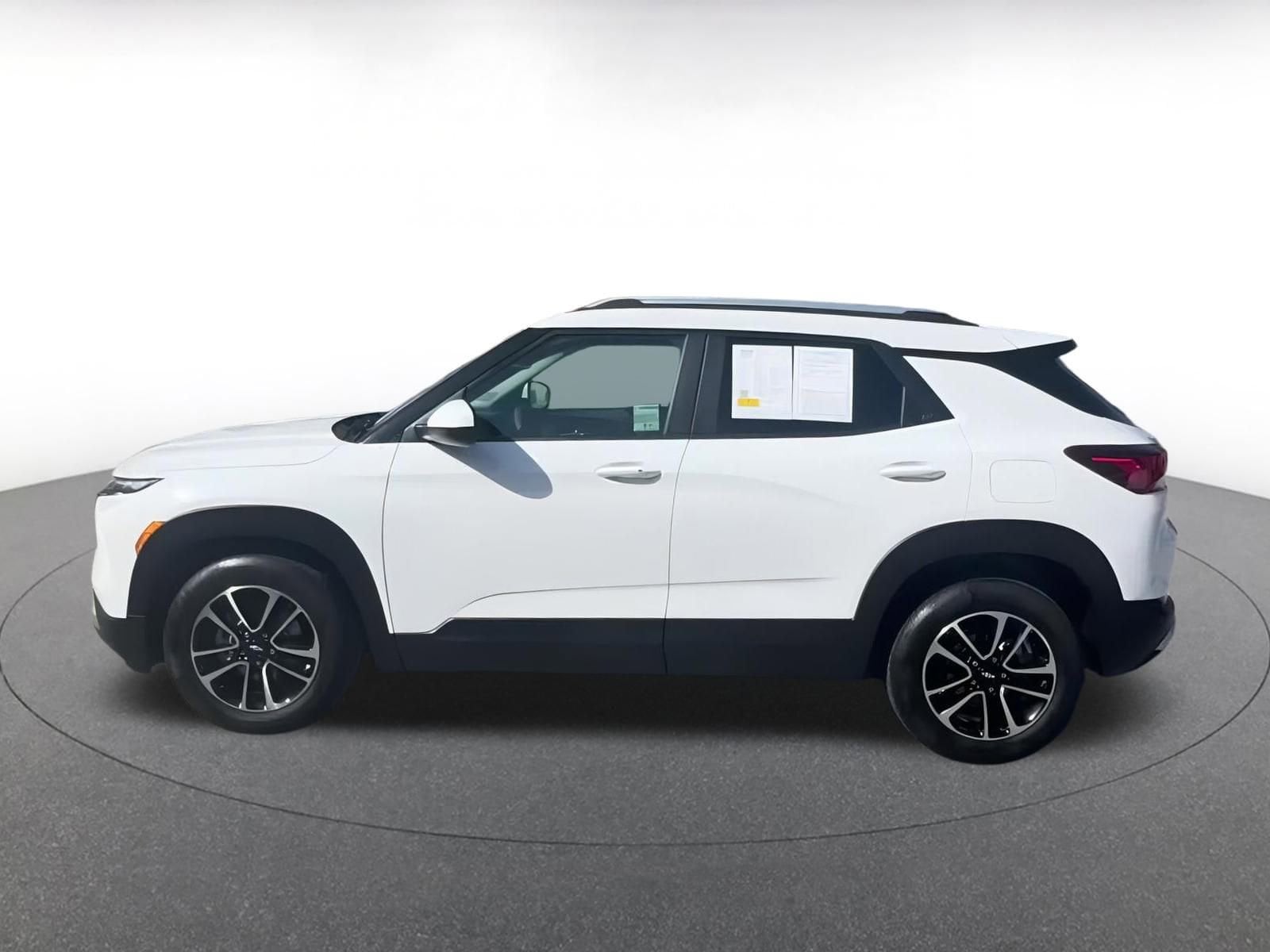 Thumbnail: 2025 Chevrolet TrailBlazer - 10