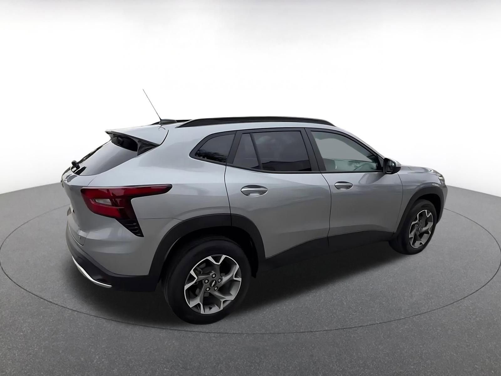 Thumbnail: 2025 Chevrolet Trax - 15