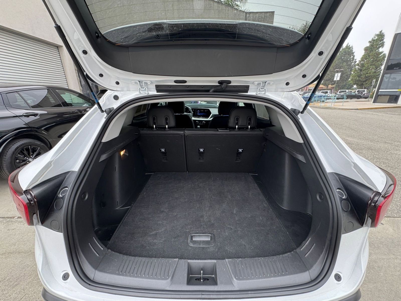 Thumbnail: 2025 Chevrolet Trax - 30