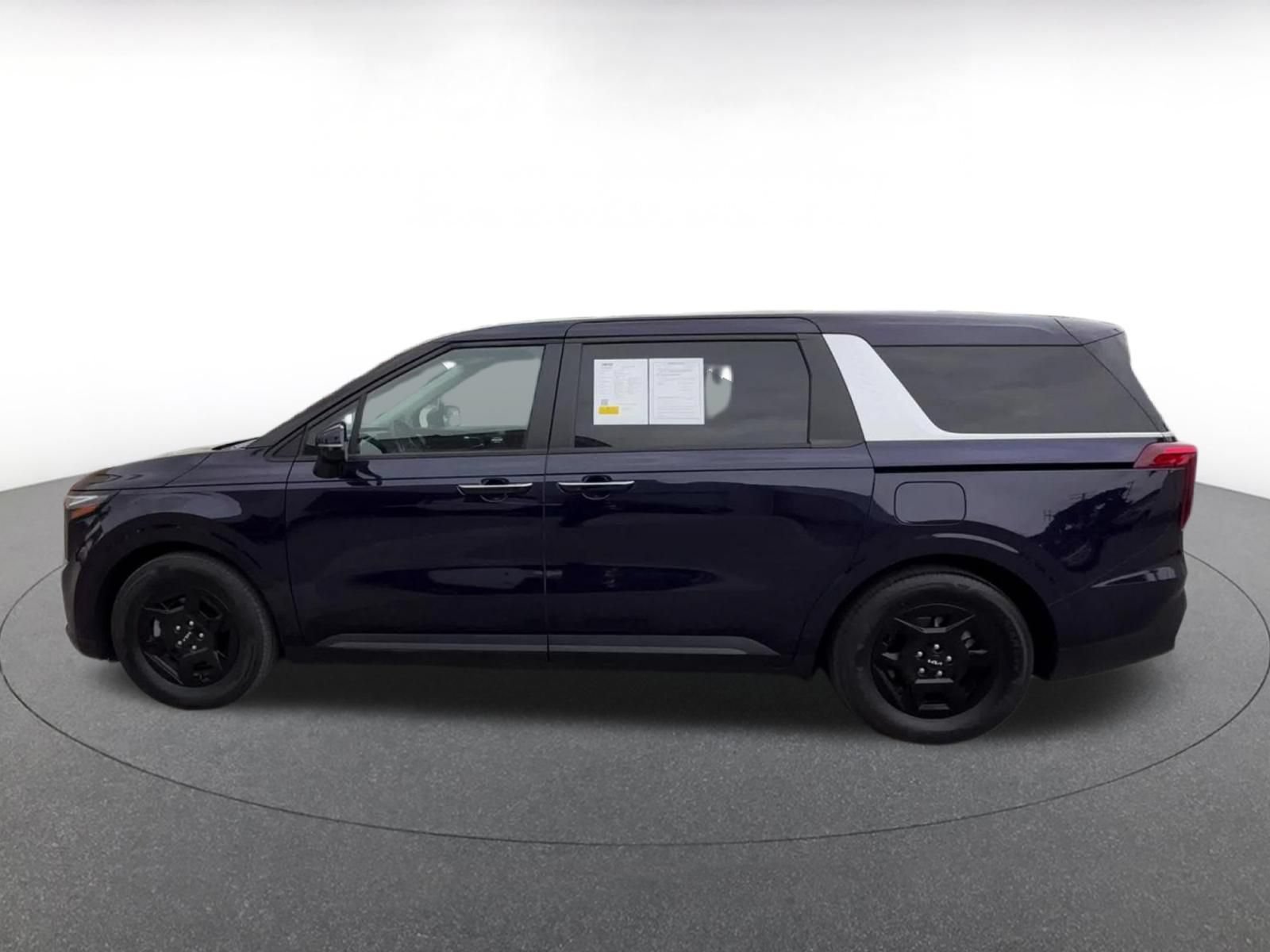 Thumbnail: 2026 Kia Carnival - 9