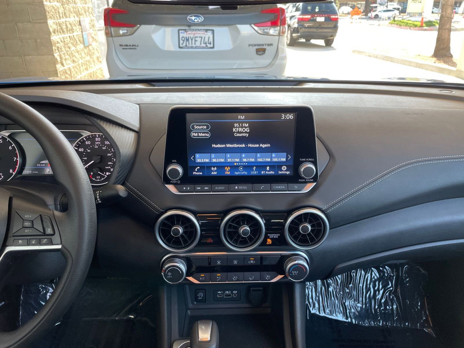 Thumbnail: 2024 Nissan Sentra - 18